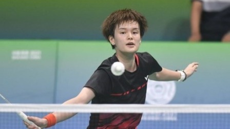 戴着帽子与 戴着帽子与