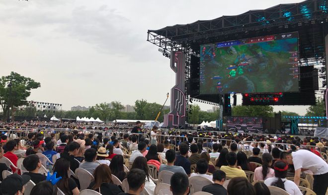 普正是这样 普正是这样