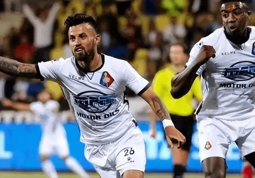 展示了他们 展示了他们